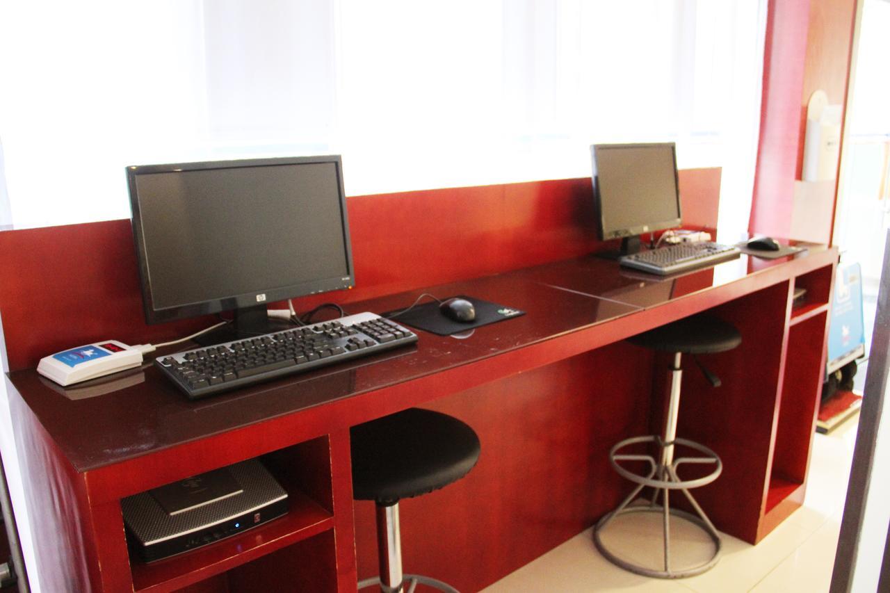 Hanting Express Shanghai Zhabei Park Branch エクステリア 写真